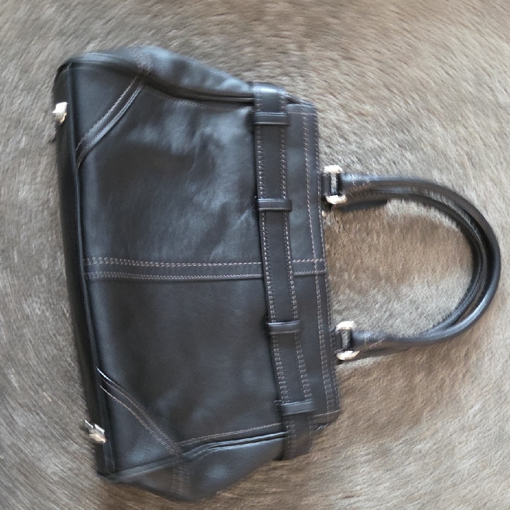 Coach Black Leather Shoulder Bag - Picture 4 of 7